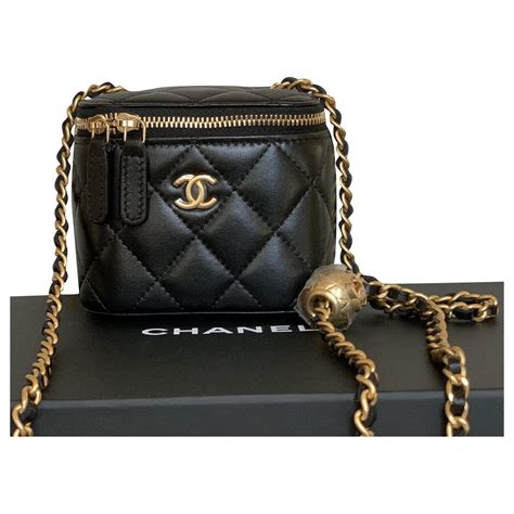 chanel classic small purse